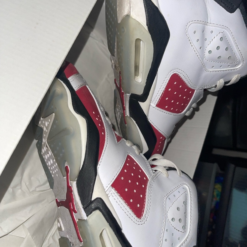 Fire red 6s - Picture 5 of 7